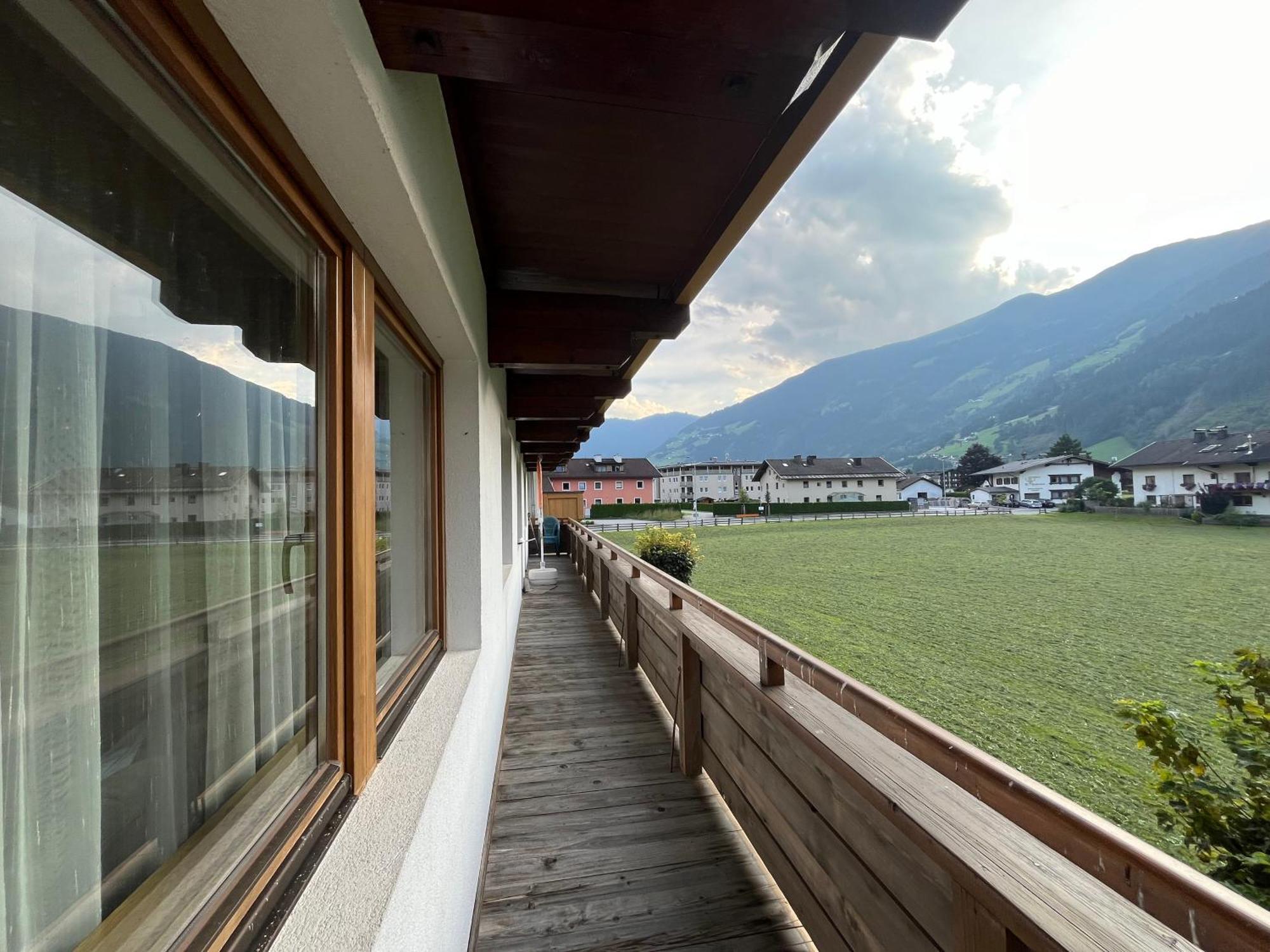 Zell Views Apartments Zell am Ziller Exterior photo